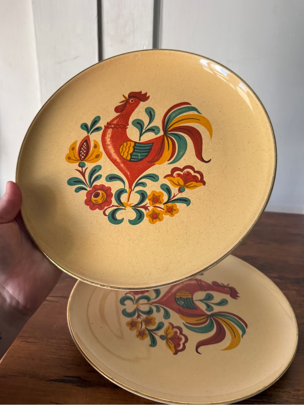 Vintage Rooster Ceramic Dinner Plates - Cream with Multicolor Rooster Design (2) - Picture 8 of 10